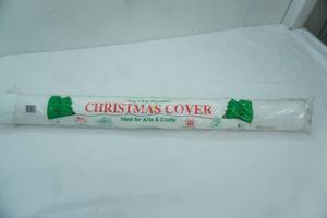 lot 10 image: NEW 36x8 Decorative Christmas Cover