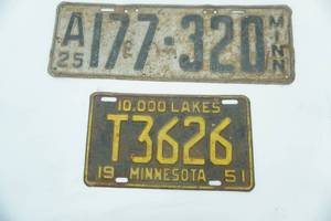 lot 24 image: Antique 1925 Passenger Car Plate, Vintage 1951 License Plate