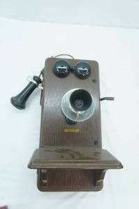 lot 96 image: Antique Kellogg Hand-crank Wall Telephone