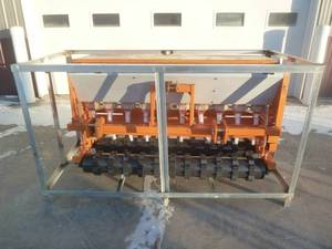 lot 6 image: Landhoner No Till Seed Drill