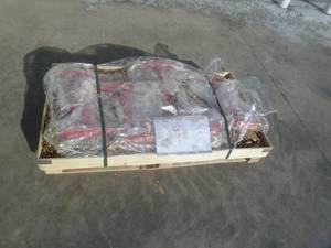 lot 86 image: Landhoner 516 Chains & Binders