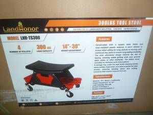 lot 102 image: Landhoner Tool Stool