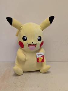 lot 7 image: NEW POKMON STUFFED ANIMAL OVERSIZED