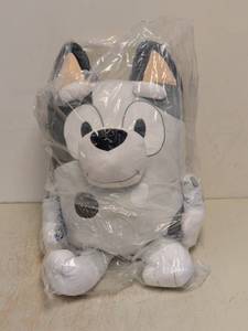 lot 8 image: NEW BLUEY STUFFED ANIMAL OVERSIZED