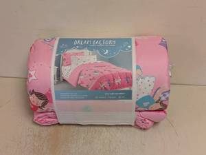 lot 77 image: NEW DREAM FACTORY COMPLETE BEDDING SET