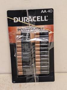lot 217 image: NEW DURACELL AA BATTERIES 40PK