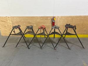 lot 41 image: RIDGID Lot of 5- Tristands