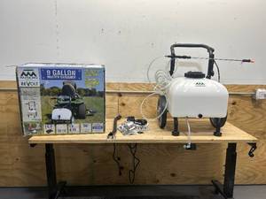 lot 60 image: Master Manufacturing Master Gardener Rechargeable Cart Sprayer - 12 Volt, 9-Gallon Capacity, Model Number PCD-E3-009B-MM