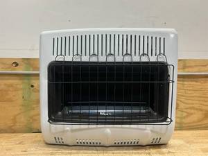 lot 133 image: Mr. Heater Factory-Reconditioned Natural Gas Vent-Free Blue Flame Wall Heater, 30,000 BTU (read description)