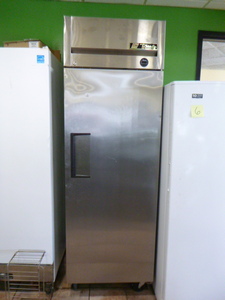 lot 5 image: True Single Door Cooler