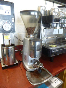 lot 18 image: Super Jolly Man Commercial Coffee Grinder