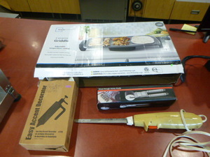 lot 61 image: Kitchen Tools