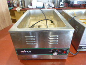 lot 64 image: Winco Insulated Food Warmer