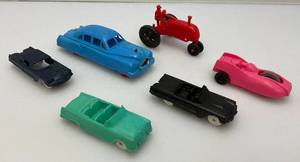 lot 90 image: Vintage Plastic Cars