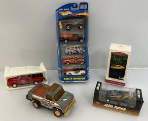 lot 108 image: Vintage Miniature Die Cast Tootsie Toy, HotWheels Cars And More