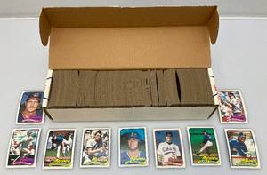 lot 116 image: Topps 1989 Baseball Cards