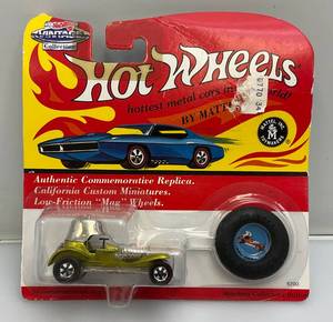 lot 128 image: 1993 Mattel REDLINE HotWheels Vintage Collection RED BARON Apple Green (New Old Stock)
