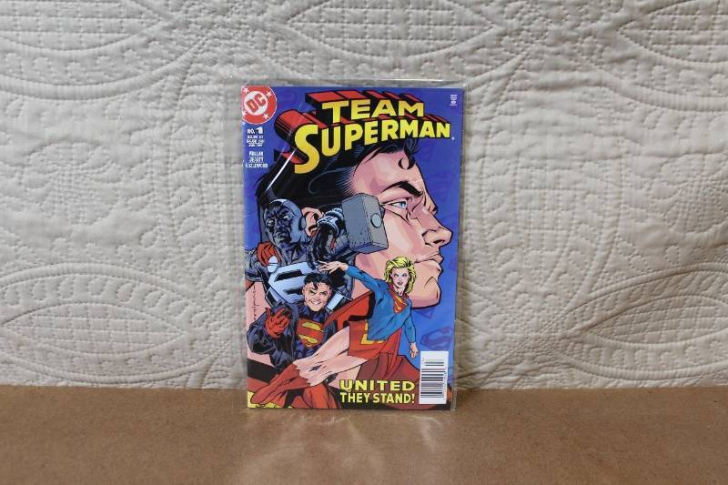 lot A-95 image: Team Superman No. 1 Comic Book - United They Stand