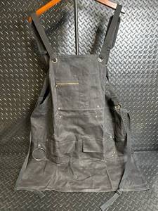 lot 211 image: Canvas Work Apron with Zipper Pocket, D-Ring & Front Pockets, Adjustable Straps