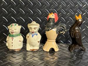 lot 280 image: Sandhurst Stoneware Figurines - 4-Piece Set (Pigs & Roosters) New Ulm MN