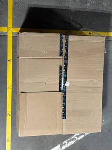 lot 312 image: Queen Memory Foam Mattress Set (2-Piece) 60 x 80 in