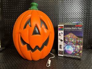 lot 319 image: ION Holiday Party Plus Projected LED Light - IndoorOutdoor Multi-Color