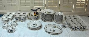 lot 228 image: Nikko Rooster Pattern Dinnerware and Serving Set - (76)