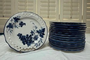 lot 232 image: Blue and White Grape Motif Pierced Rim Dinner and Salad Plates Set