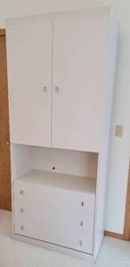 lot 274 image: White Laminate Wardrobe Dresser