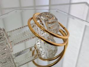lot 65 image: 18K Yellow Gold Bangle Bracelet Duo  15g