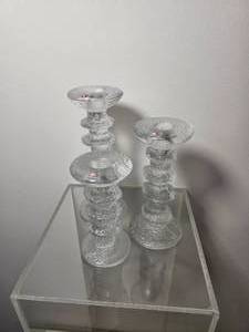 lot 150 image: Iittala Ultima Thule Crystal Candleholders Set of Three Tapio Wirkkala, Finland