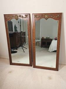 lot 97 image: Henredon His &amp Hers Mirror Set with Brass Scalloped Embellishments