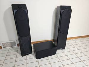 lot 114 image: Bowers & Wilkins CDM 7 Special Edition Floor Speakers with HTM62 Center Channel