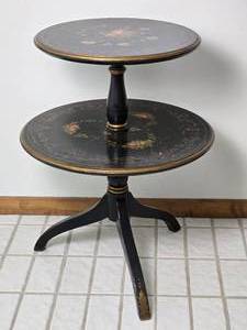 lot 289 image: Vintage Painted Two Tier Accent Table with Floral Motif