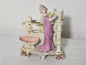 lot 244 image: Victorian Style Porcelain Lady Vanity or Dresser Accessory Set