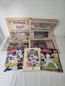 lot 257 image: Minnesota Twins Memorabilia Collection - 1987 World Series Run Print Media