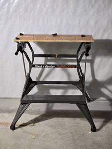 lot 295 image: Black & Decker Workmate Collapsable Jobsite Workbench