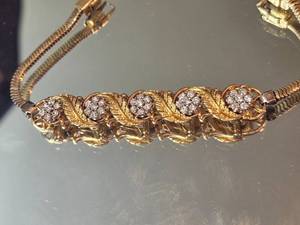 lot 38A image: 14K Yellow Gold Diamond Floral Vine Bracelet  35 Diamonds