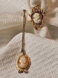 lot 71A image: 14K Gold Victorian Cameo Ring and Pendant Necklace