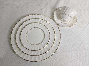 lot 158B image: Royal Doulton Adrian Pattern Bone China Service for Twelve