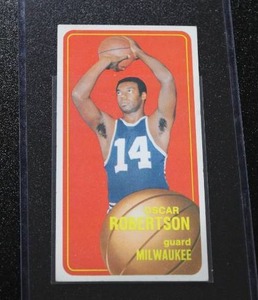lot 97 image: 1970-71 Topps Oscar Robertson #100