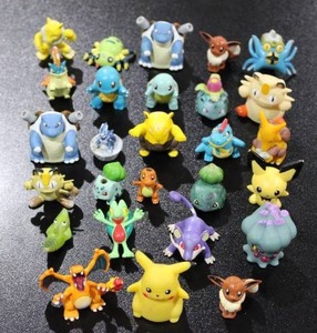 lot 133 image: Misc. Pokemon Minature Toy Figure Lot  27 Figures