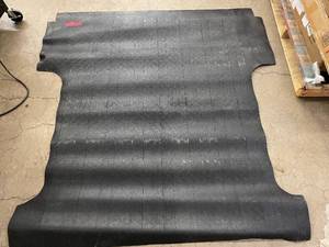 lot 7 image: CeeVoo All-Weather Vehicle Floor Mat - Black Rubber, Contoured Footwell