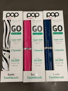 lot 30 image: GoSonic Toothbrush - Portable Sonic, 2 Speeds, 30,000 StrokesMin (Lot of 3)