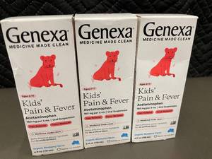 lot 140 image: Genexa Kids Pain & Fever Acetaminophen 160 mg5 mL - 4 oz - Blueberry - Ages 2-11 - 3-Pack