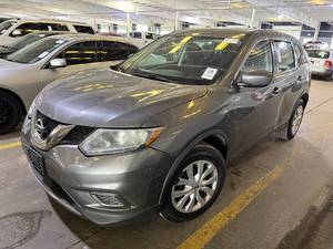 lot 10 image: 2016 Nissan Rogue S