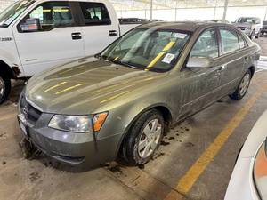 lot 12 image: 2008 Hyundai Sontata