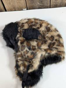 lot 66 image: Dakota Dan Furry Winter hat