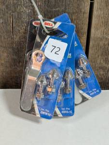 lot 72 image: Bell Automotive 22-1-45915-8 Anti-Theft License Plate Fastener (set of 4)