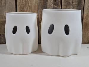 lot 87 image: Halloween Ghost Buckets Medium and Small (set of 2)